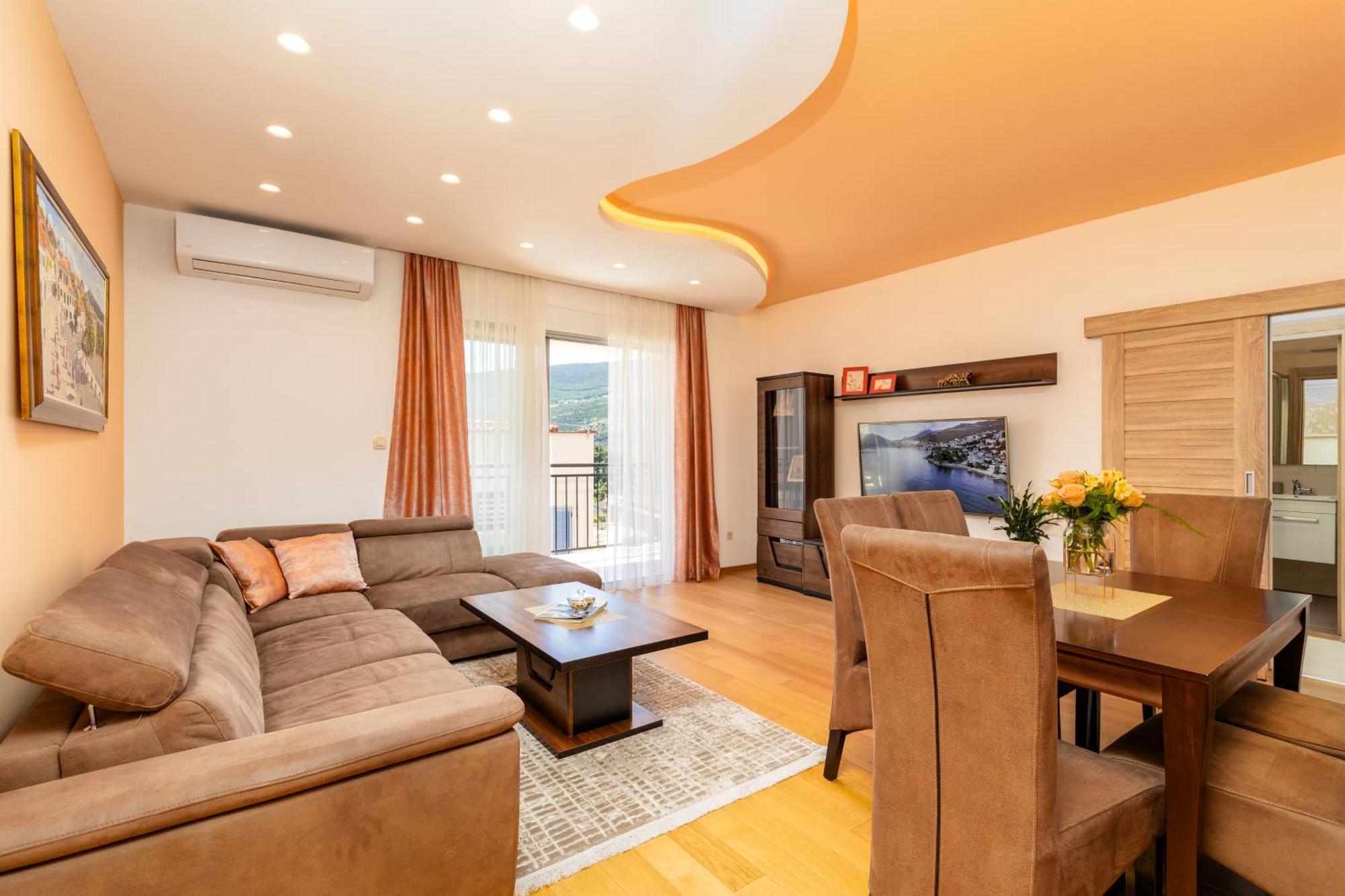 Apart Hotel M S Katunjanin Herceg Novi Esterno foto