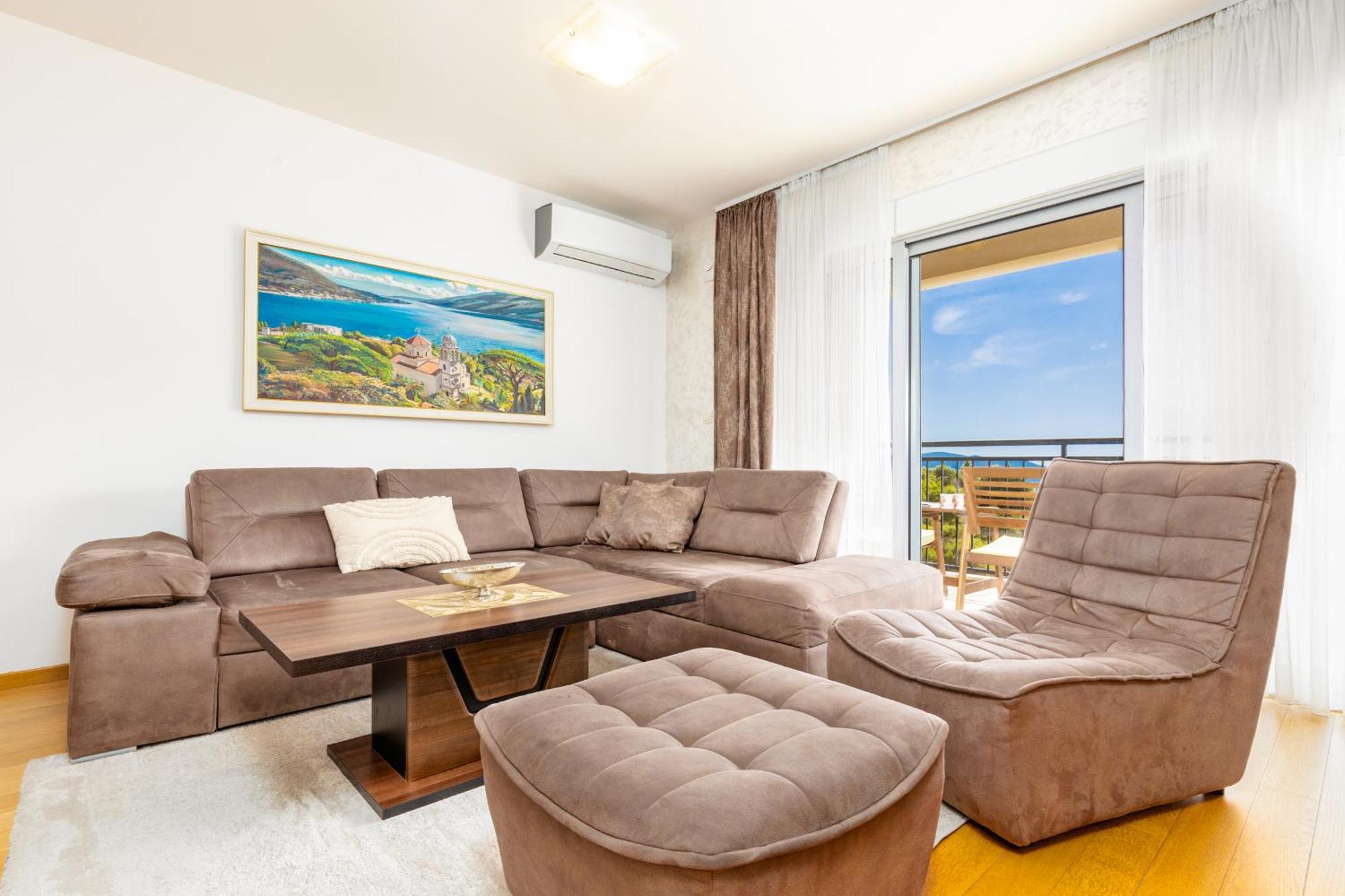 Apart Hotel M S Katunjanin Herceg Novi Esterno foto