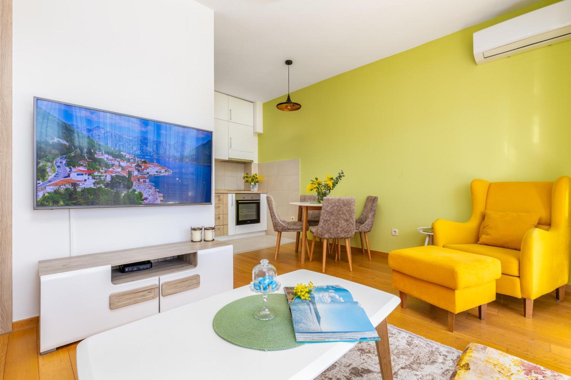 Apart Hotel M S Katunjanin Herceg Novi Esterno foto