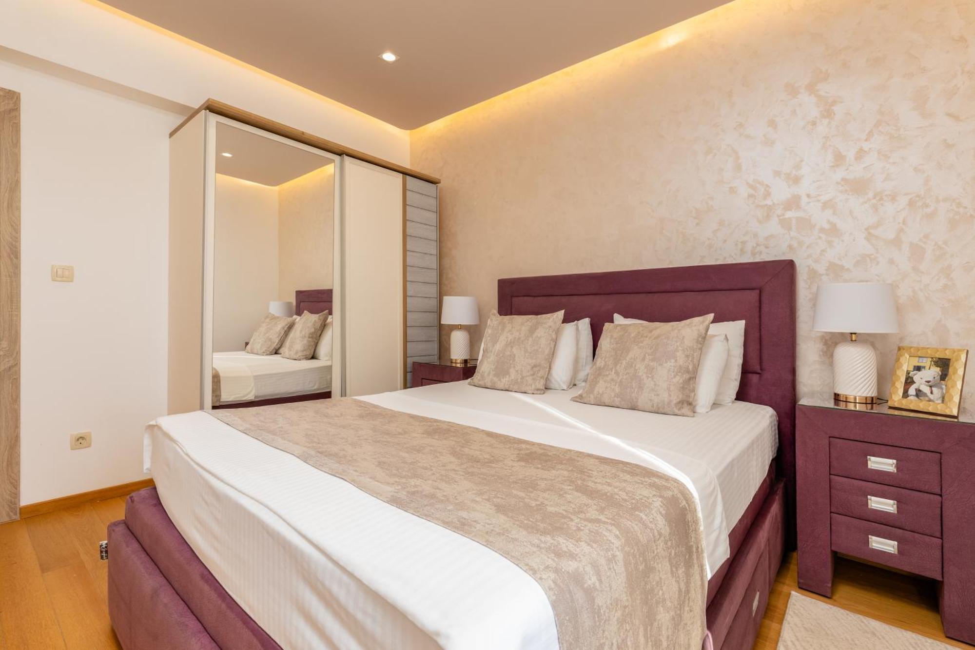 Apart Hotel M S Katunjanin Herceg Novi Esterno foto